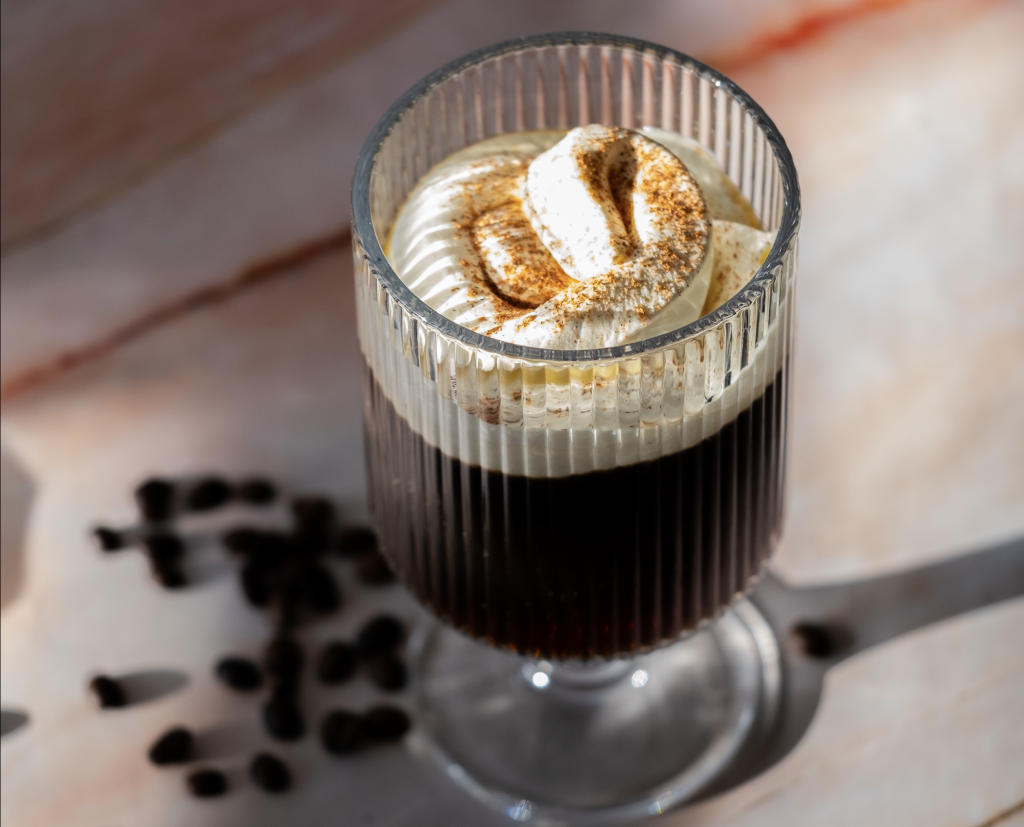 Irish coffee cocktail: How to make a perfect whiskey & coffee drink